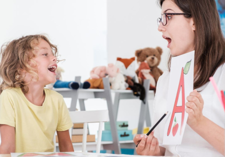 Desenvolvimento da Linguagem: Crianças Monolingues e Bilingues (Guia para Pais)